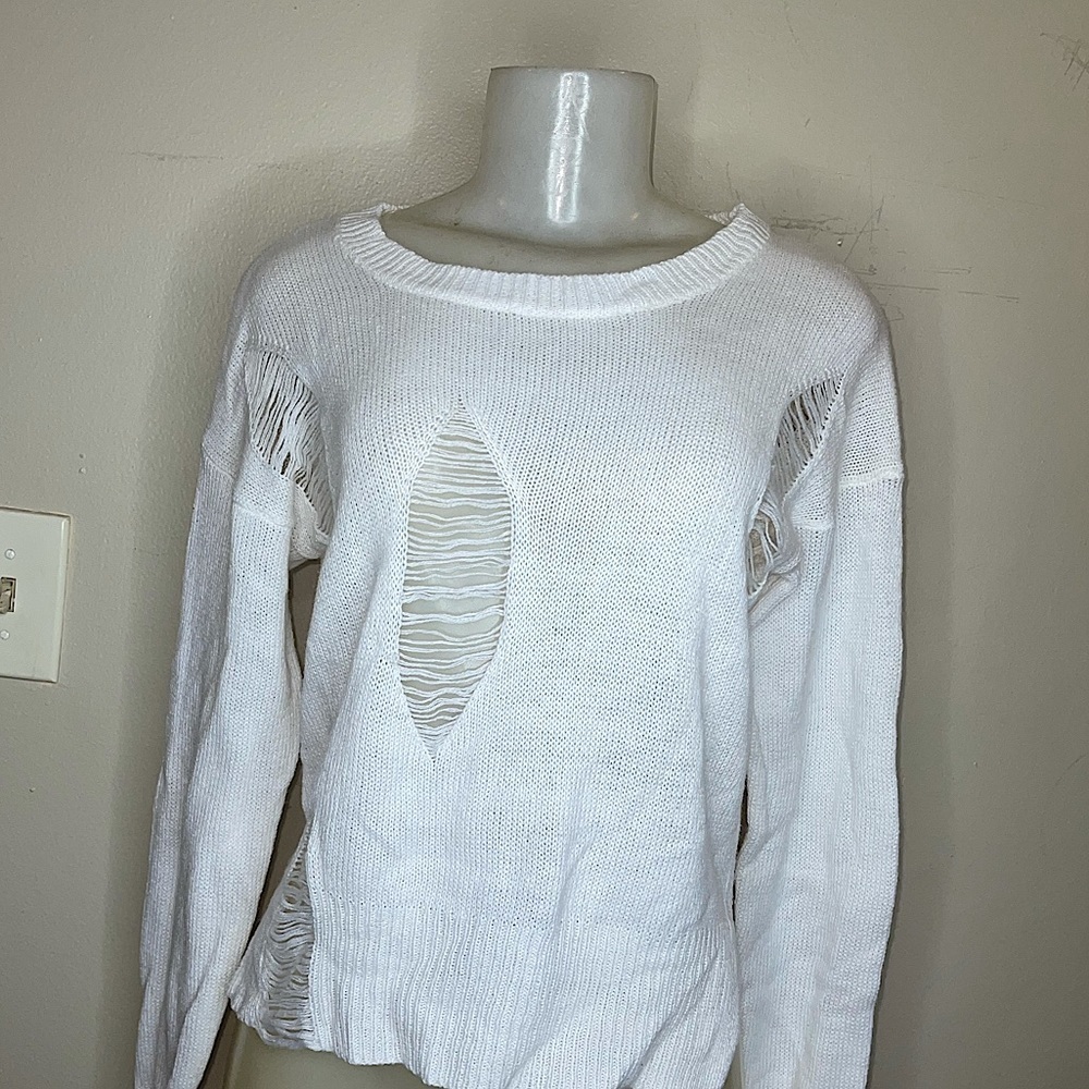 Runway White Distressed Shredded Cutout Knit Crewneck Sweater Medium